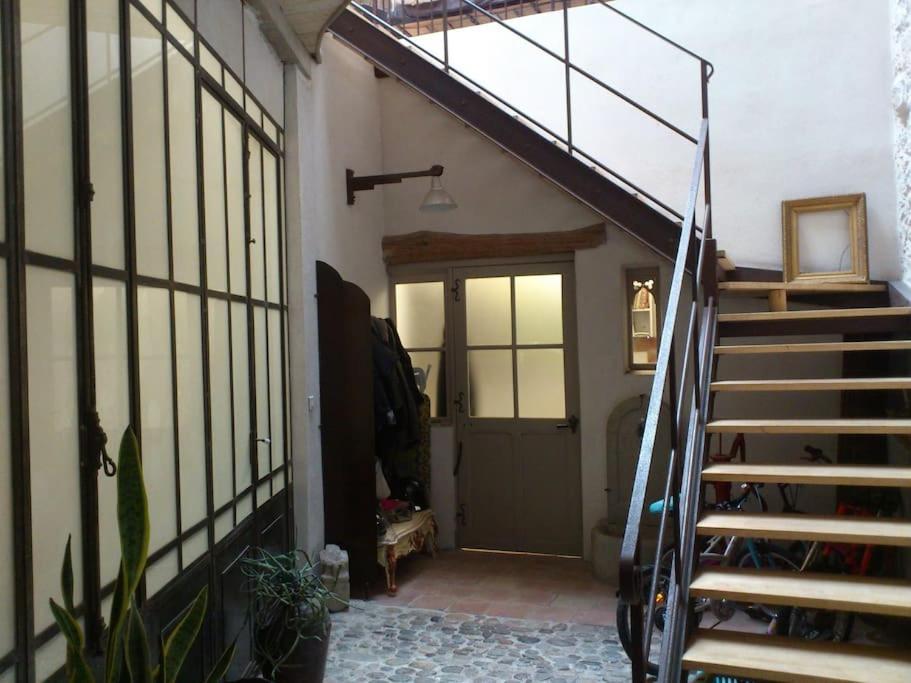 Loft Centre-ville Parking, Clim, Wifi Holiday home Carcassonne