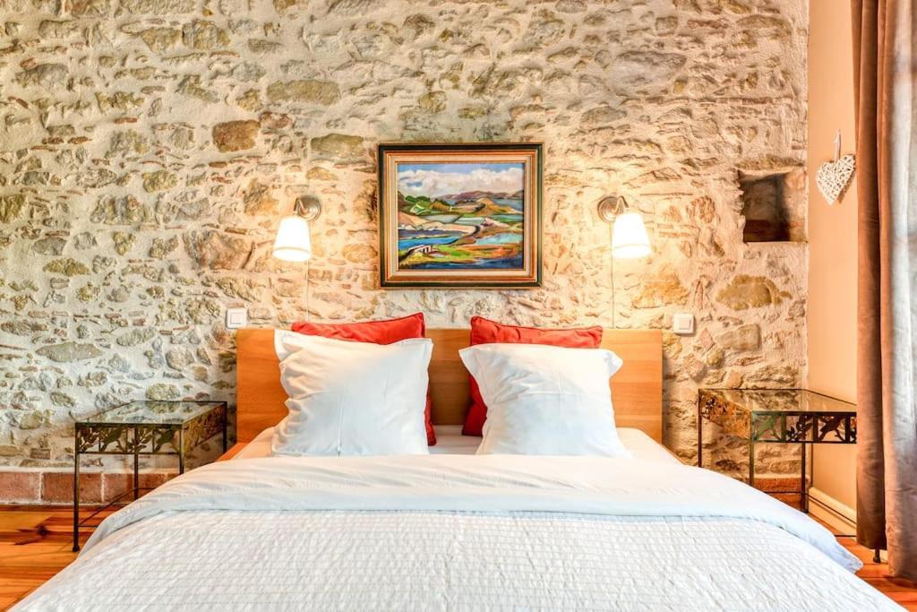 Holiday home Loft Centre-ville Parking, Clim, Wifi